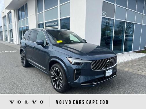 2025 Volvo XC90 B6 Plus 7-Seater