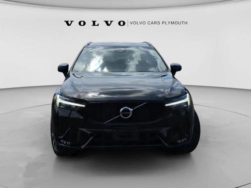 Onyx Black Metallic 2024 Volvo XC60 B5 Core Dark Theme