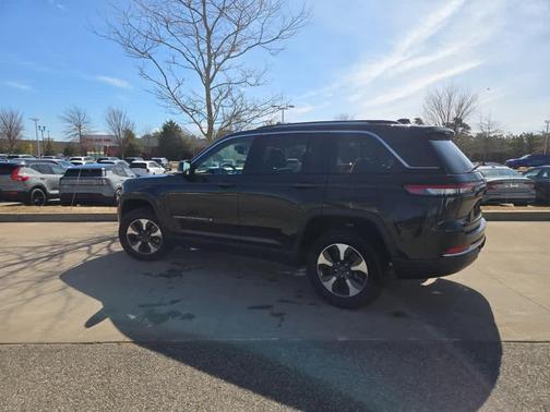 2024 Jeep Grand Cherokee 4xe Base