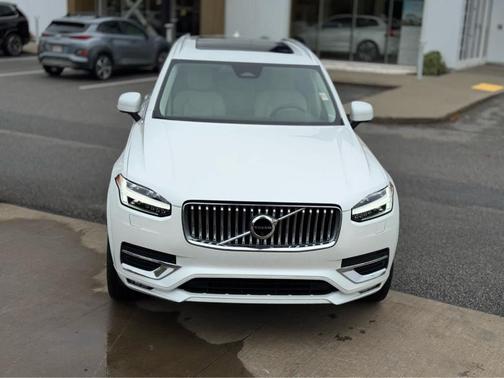 2024 Volvo XC90 B6 Plus Bright Theme 7-Seater
