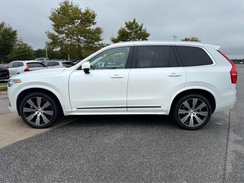2024 Volvo XC90 B6 Plus Bright Theme 7-Seater