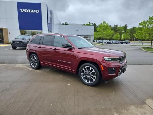 2022 Jeep Grand Cherokee 4xe Overland