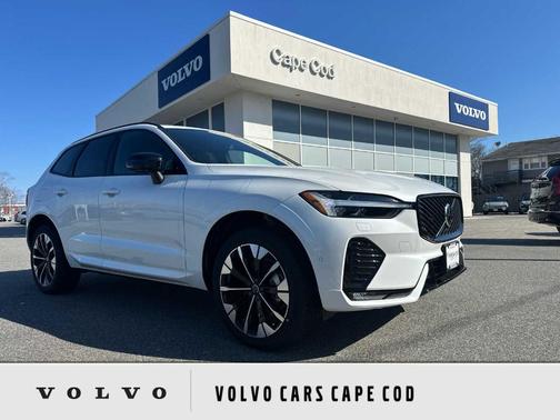2026 Volvo XC60 B5 Plus