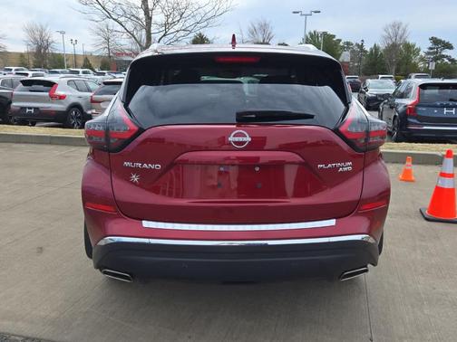 2023 Nissan Murano Platinum