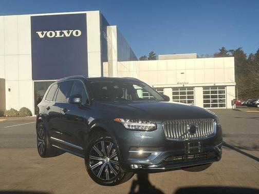 2024 Volvo XC90 B5 Core Bright Theme