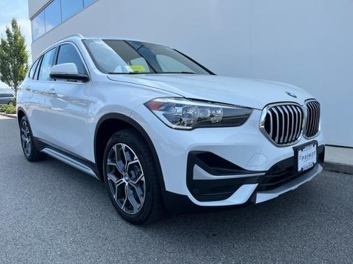 Photo 4 of 25 of 2021 BMW X1 xDrive28i