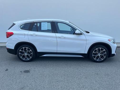 Photo 5 of 25 of 2021 BMW X1 xDrive28i