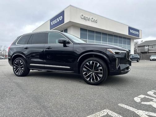 Onyx Black Metallic 2026 Volvo XC90 B6 Plus 7-Seater