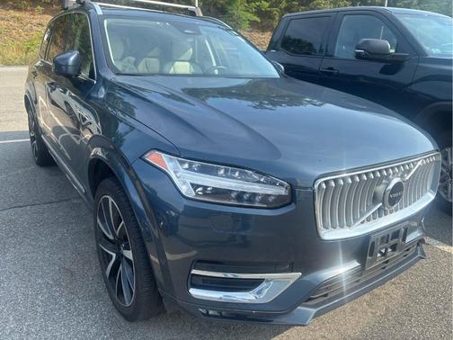 Denim Blue Metallic 2024 Volvo XC90 B6 Plus Bright Theme 6-Seater