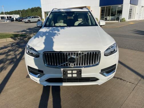 2023 Volvo XC90 B6 Plus 6-Seater