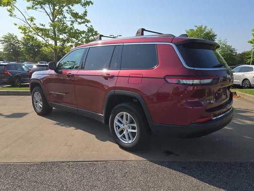 2022 Jeep Grand Cherokee L Laredo