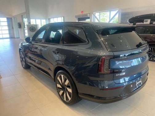 2025 Volvo EX90 Twin Motor Performance Ultra