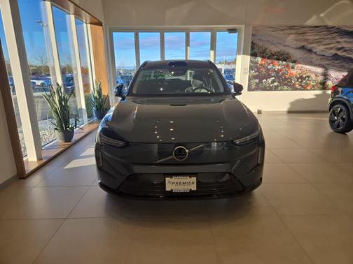 2025 Volvo EX90 Twin Motor Performance Ultra