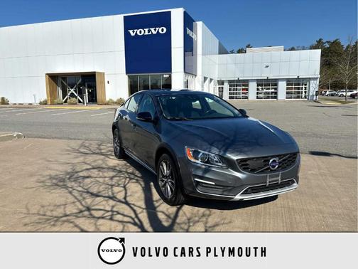 2018 Volvo S60 Cross Country T5