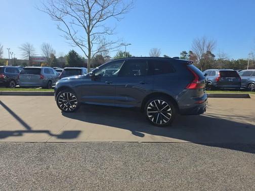 Denim Blue Metallic 2026 Volvo XC60 B5 Ultra