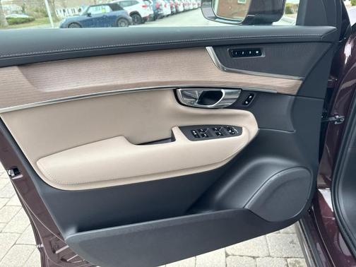 Mulberry Red 2026 Volvo XC90 B5 Core