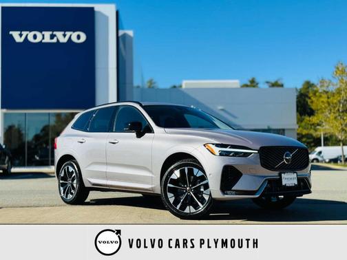 2026 Volvo XC60 B5 Plus
