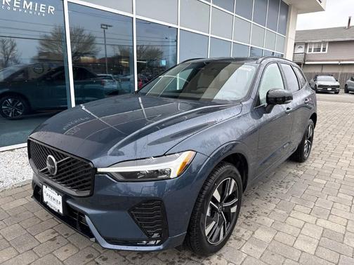 2026 Volvo XC60 B5 Plus