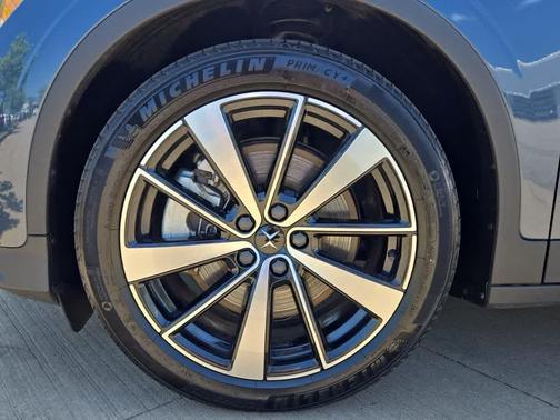 2022 Polestar 2 Long Range Dual Motor
