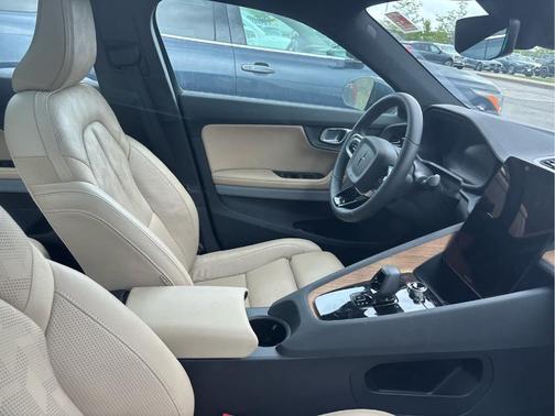 2022 Polestar 2 Long Range Dual Motor