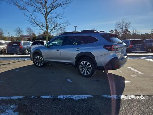2024 Subaru Outback Touring XT