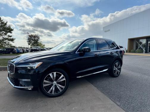 2022 Volvo XC60 B6 Inscription