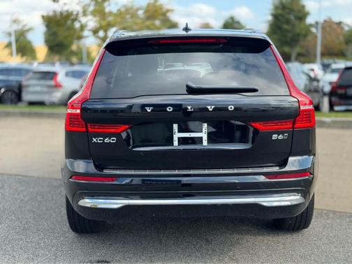 2022 Volvo XC60 B6 Inscription