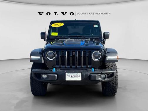 Black Clearcoat 2023 Jeep Wrangler 4xe Rubicon