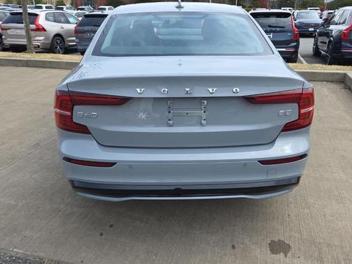 2025 Volvo S60 B5 Core
