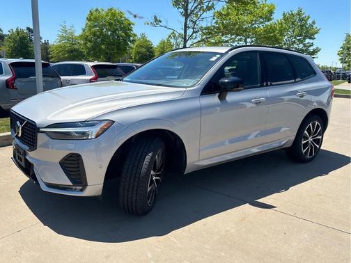 Silver 2025 Volvo XC60 B5 Plus