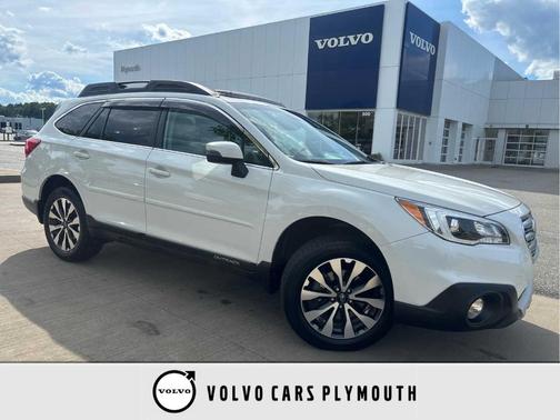 White 2016 Subaru Outback 2.5i Limited