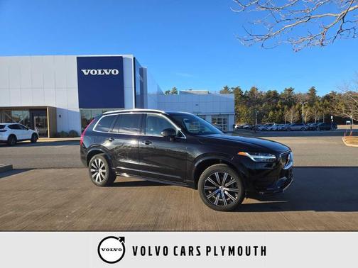 2023 Volvo XC90 B5 Core