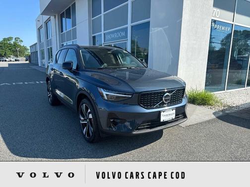 2026 Volvo XC40 ULTRA