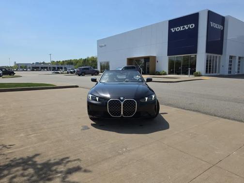 Black Sapphire Metallic 2025 BMW 430 i
