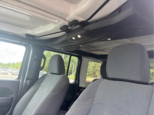 2024 Jeep Wrangler 4xe Sport