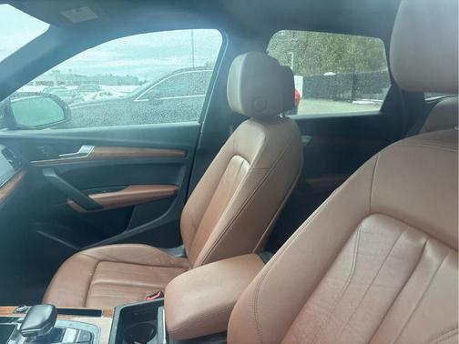 2021 Audi Q5 40 Premium Plus