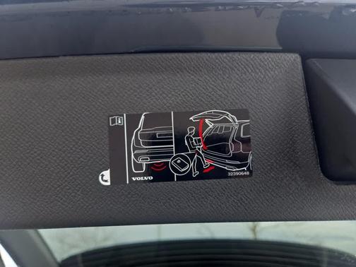 2026 Volvo XC90 B6 Plus 6-Seater