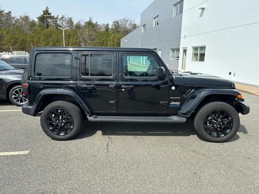 Black Clearcoat 2024 Jeep Wrangler 4xe Sahara