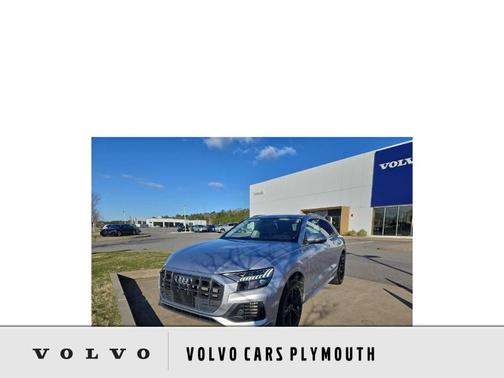 2022 Audi Q8 55 Premium Plus