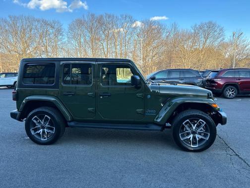 2024 Jeep Wrangler 4xe Sport