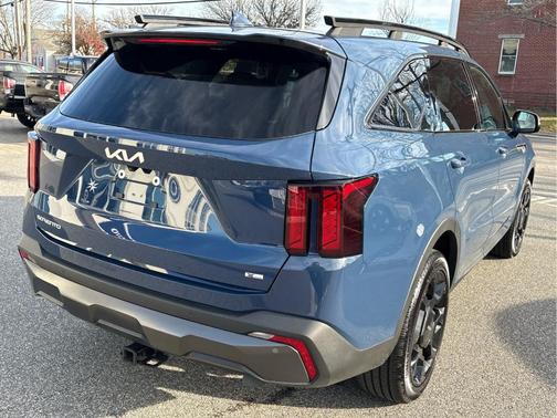 2024 Kia Sorento X-Line EX