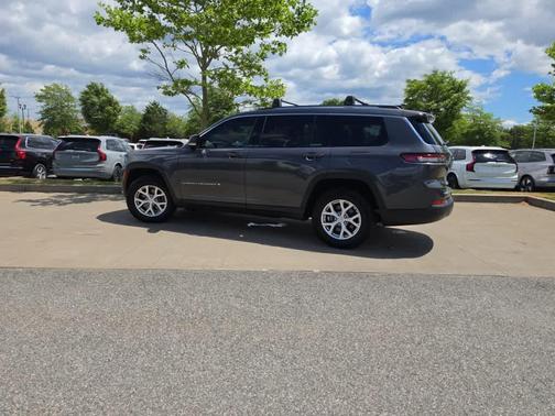 Metallic 2021 Jeep Grand Cherokee L Limited