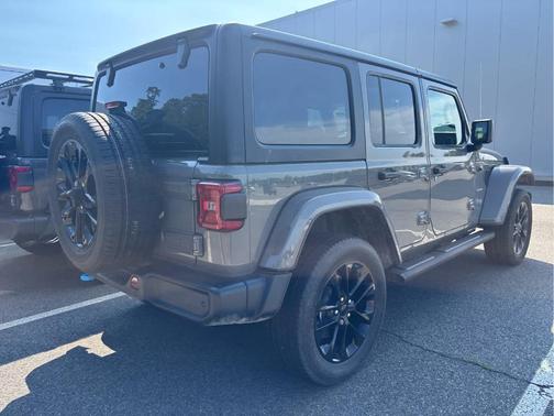2022 Jeep Wrangler Unlimited 4xe Sahara