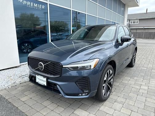 Denim Blue Metallic 2026 Volvo XC60 B5 Plus