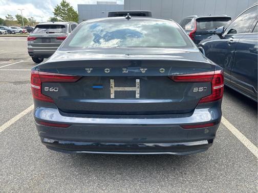 Denim Blue Metallic 2024 Volvo S60 B5 Ultimate Dark Theme