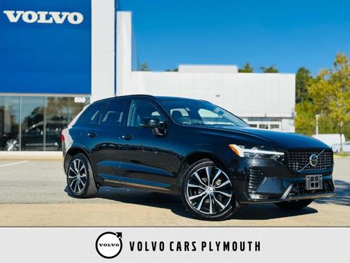 2023 Volvo XC60 B5 Plus Dark Theme