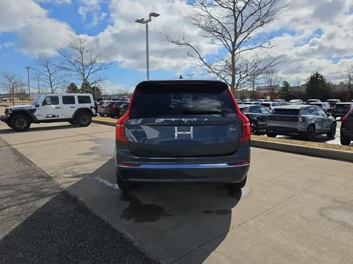 Denim Blue Metallic 2023 Volvo XC90 B6 Plus 6-Seater