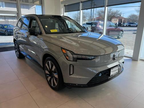 2025 Volvo EX90 Twin Motor Ultra