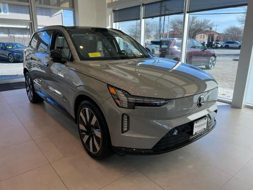 2025 Volvo EX90 Twin Motor Ultra