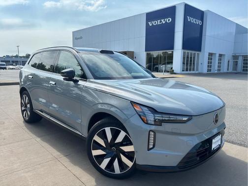 Metallic 2025 Volvo EX90 Twin Motor Ultra
